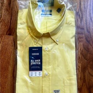 Izod All-Over Stretch Men’s Button Down Shirt